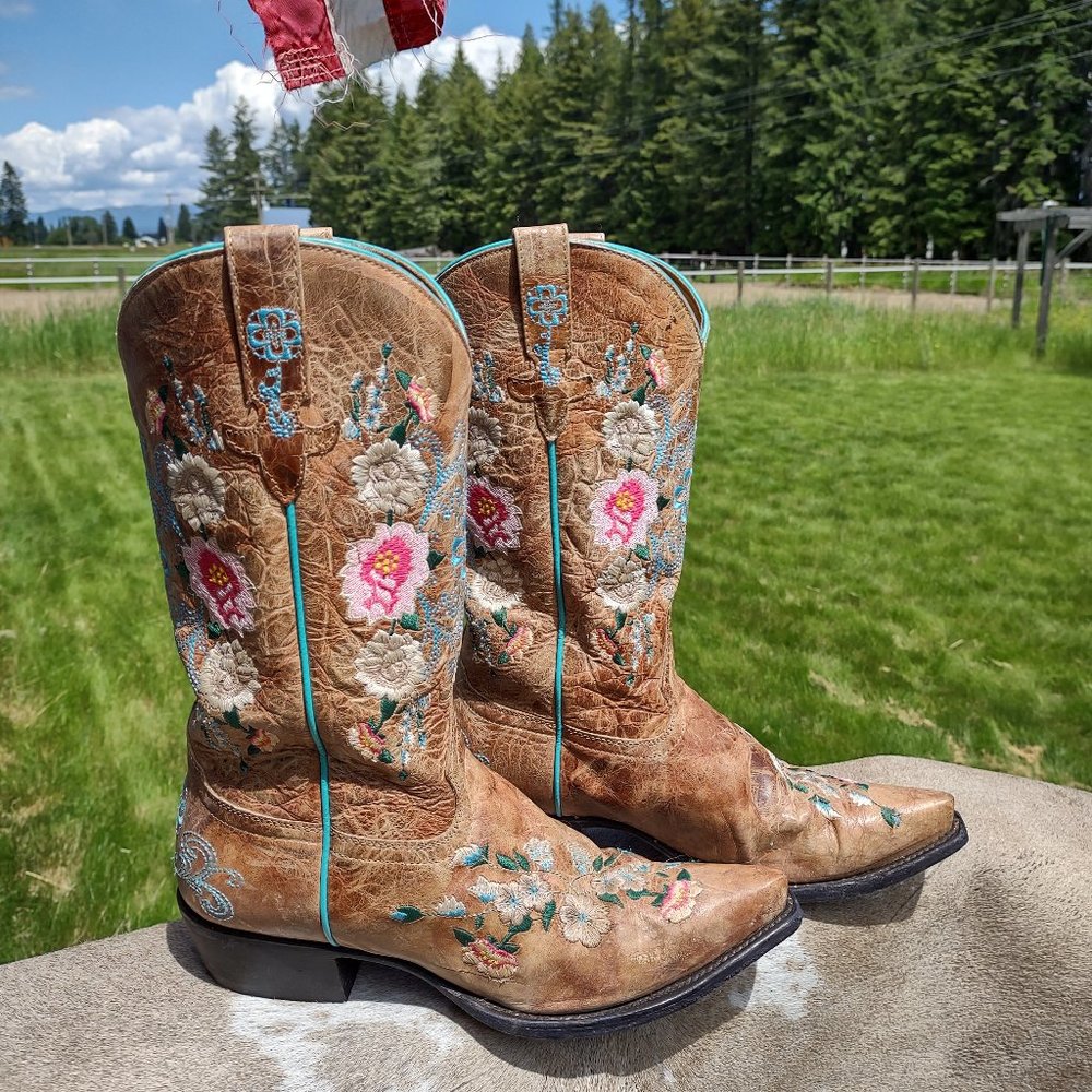 Mace Bean "Rose Garden" Snip-Toe Cowgirl Boots